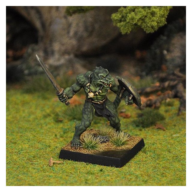 Lizardman Warrior I, standing, with sword and shield
