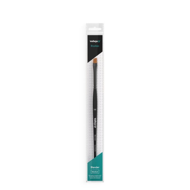 Vallejo Flat Angled Synthetic Brush Medium - Blender